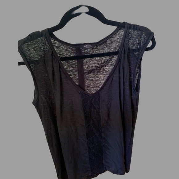 Aritzia Babaton with silk Black Shirt - Picture 1 of 2